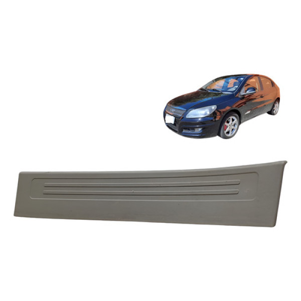 Soleira Traseira Direita Chery Cielo 1.6 16v  2010 Bege