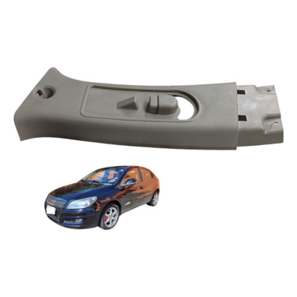 Moldura Traseira Esquerda Chery Cielo 1.6 16v 2010