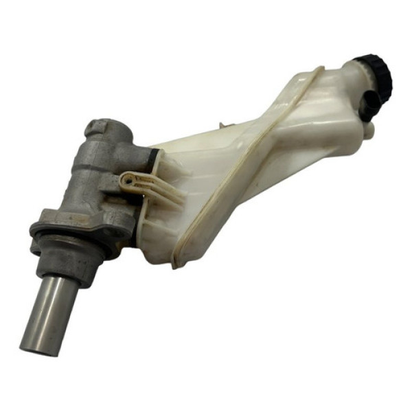 Cilindro Mestre Freio C/reservatório Uno Vivace 2014 Usado